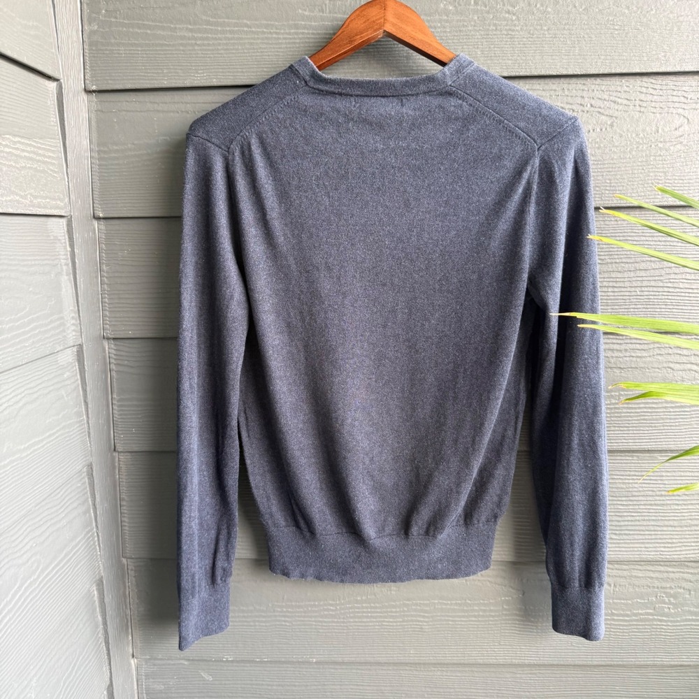 Banana Republic Luxury Blend Silk Cashmere V Neck Sweater Blue Gray Small - Picture 2 of 10